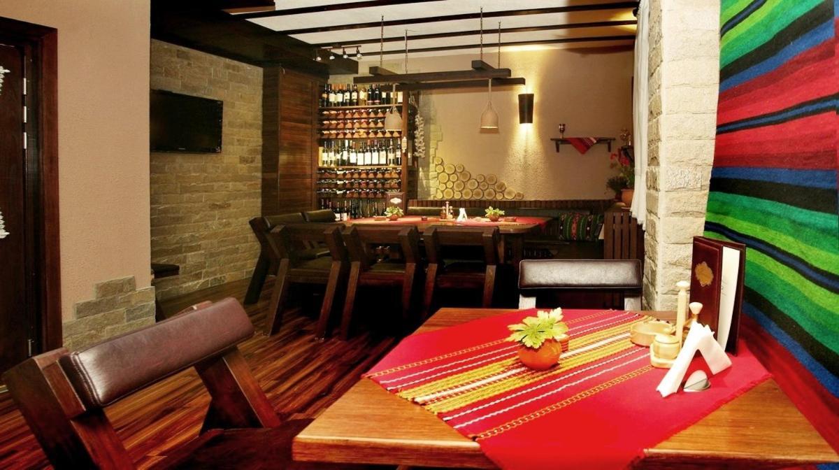 Riverside Family Hotel Yambol レストラン 写真