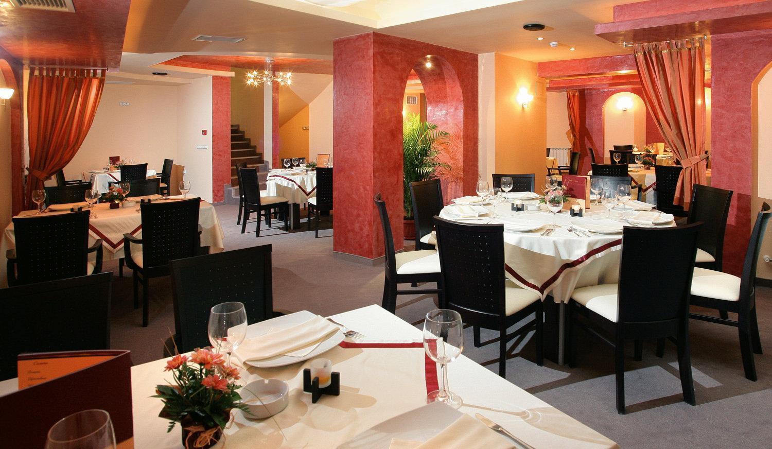 Riverside Family Hotel Yambol レストラン 写真