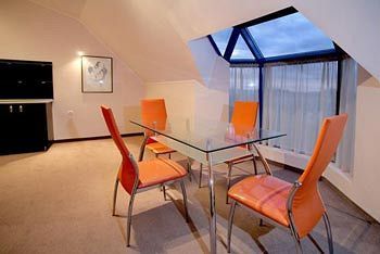 Riverside Family Hotel Yambol エクステリア 写真